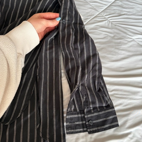 Max Studio Black With White Stripes Button Down Quarter Shirt - Picture 7 of 12